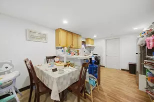 4055 W Nelson St, Chicago, IL 60641 - Photo 38