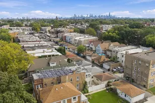 4055 W Nelson St, Chicago, IL 60641 - Photo 6