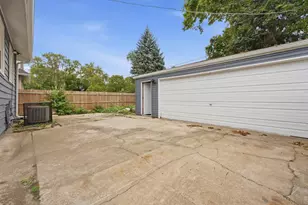 10607 S May St, Chicago, IL 60643 - Photo 26
