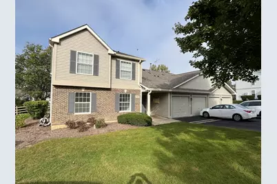 320 Buckingham Circle #B, Elgin, IL 60120 - Photo 1