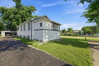 1808 S 22nd Avenue, Maywood, IL 60153 - Photo 2
