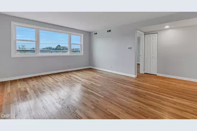4949 Church Street #305, Skokie, IL 60077 - Photo 2
