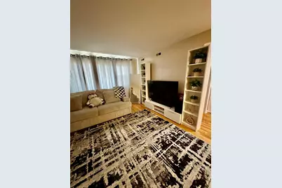 4949 Church Street #305, Skokie, IL 60077 - Photo 4