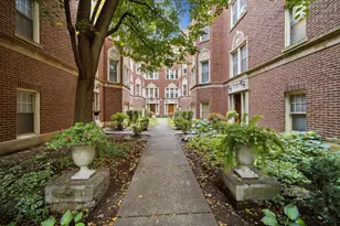 6135 N Hoyne Ave, Chicago, IL 60659 - Photo 16