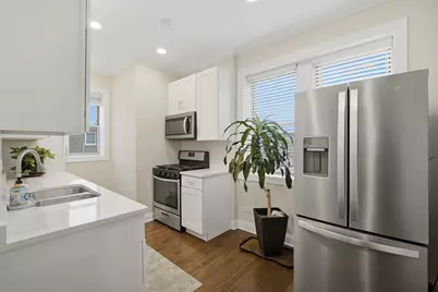 6135 N Hoyne Avenue #3, Chicago, IL 60659 - Photo 8