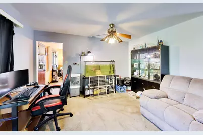 354 E Huntington Lane, Elmhurst, IL 60126 - Photo 8
