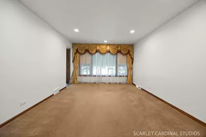 505 N Addison Road, Villa Park, IL 60181 - Photo 2