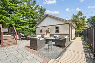 8027 Long Ave, Skokie, IL 60077 - Photo 6