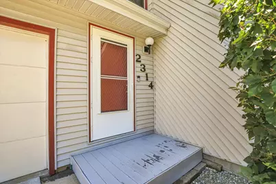2314 Mulberry Court, Champaign, IL 61821 - Photo 4