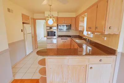 4537 W 100th Place, Oak Lawn, IL 60453 - Photo 4