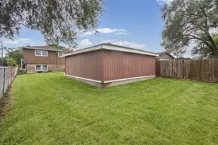 9500 S Loomis St, Chicago, IL 60643 - Photo 24