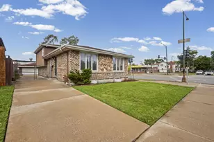 9500 S Loomis St, Chicago, IL 60643 - Photo 2