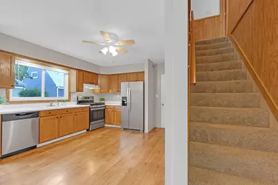 29W456 Blackthorn Lane, Warrenville, IL 60555 - Photo 8