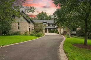 24 Hidden Brook Dr, North Barrington, IL 60010 - Photo 1