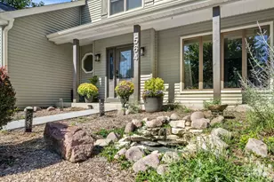 564 Cleavland Dr, Bolingbrook, IL 60440 - Photo 4
