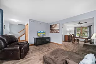 564 Cleavland Dr, Bolingbrook, IL 60440 - Photo 16