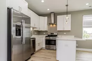 723 N Waller Ave, Chicago, IL 60644 - Photo 4