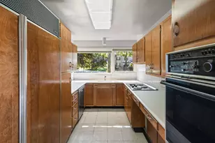 940 Ridgewood Dr, Highland Park, IL 60035 - Photo 10