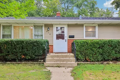 370 W Margaret Terrace, Cary, IL 60013 - Photo 2