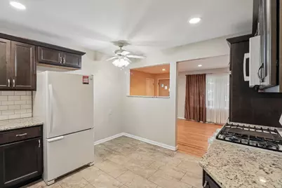370 W Margaret Terrace, Cary, IL 60013 - Photo 10