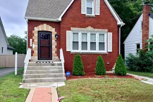 122 Warren St, Calumet City, IL 60409 - Photo 1