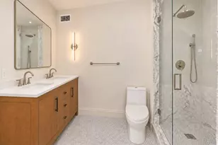 990 N Lake Shore Dr, Chicago, IL 60611 - Photo 6