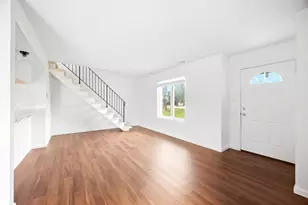1590 Cornell Cir, Hoffman Estates, IL 60169 - Photo 8