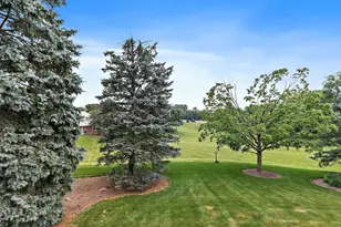 232 Sedgewick Cir, Saint Charles, IL 60174 - Photo 32