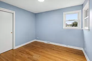 6122 W Leland Ave, Chicago, IL 60630 - Photo 12