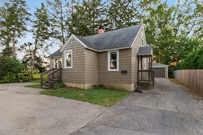 254 W Main Street, Carpentersville, IL 60110 - Photo 2
