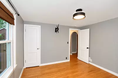 254 W Main Street, Carpentersville, IL 60110 - Photo 12