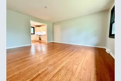 307 S Pierce Avenue, Wheaton, IL 60187 - Photo 2