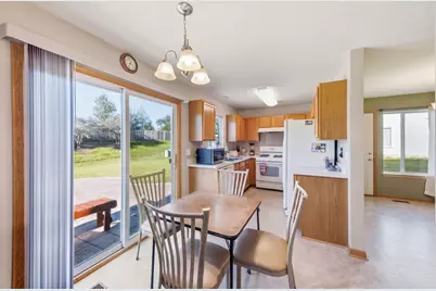 3607 Hoffman Street, Plano, IL 60545 - Photo 8