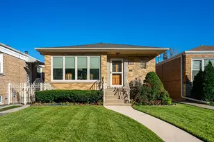6027 N Jersey Ave, Chicago, IL 60659 - Photo 2
