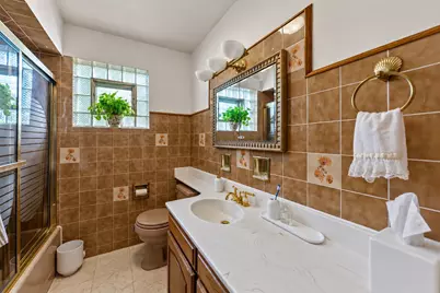 6027 N Jersey Avenue, Chicago, IL 60659 - Photo 18
