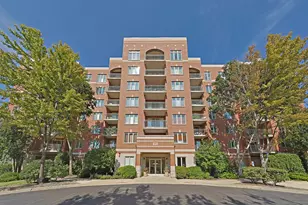 370 S Western Ave, Des Plaines, IL 60016 - Photo 1