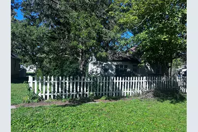 208 S Elm Street, Loda, IL 60948 - Photo 8