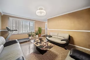 384 Polo Club Dr, Glendale Heights, IL 60139 - Photo 4