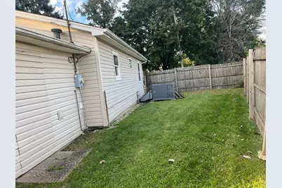 108 E Morris Street, Elwood, IL 60421 - Photo 8
