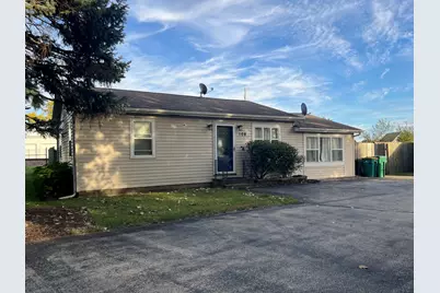 108 E Morris Street, Elwood, IL 60421 - Photo 1