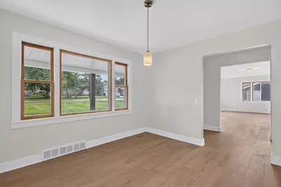 708 E Glover Street, Ottawa, IL 61350 - Photo 12