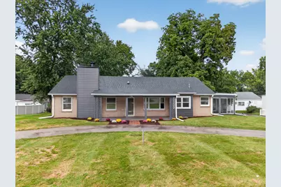 708 E Glover Street, Ottawa, IL 61350 - Photo 2