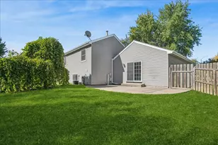 304 S Cross Trail, McHenry, IL 60050 - Photo 22