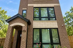 4217 S Indiana Ave, Chicago, IL 60653 - Photo 1