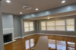 1018 N Latrobe St, Chicago, IL 60651 - Photo 4