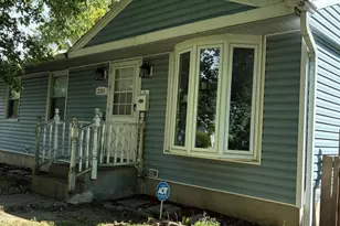 2315 Gilead Ave, Zion, IL 60099 - Photo 2