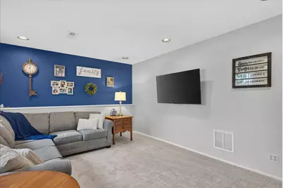 121 W Suffield Drive, Arlington Heights, IL 60004 - Photo 26