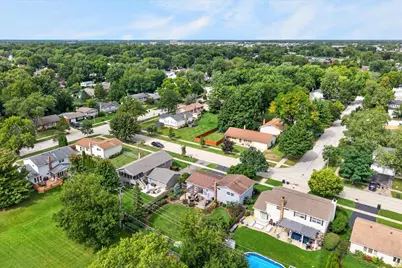 121 W Suffield Drive, Arlington Heights, IL 60004 - Photo 42