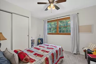 121 W Suffield Dr, Arlington Heights, IL 60004 - Photo 20