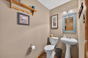 121 W Suffield Dr, Arlington Heights, IL 60004 - Photo 28